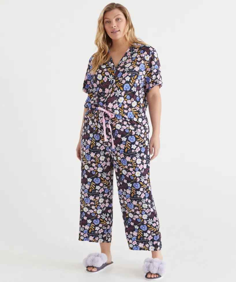 Sussan Pyjama Sets>Blooming Florals Short Sleeve Novelty Pyjama Set