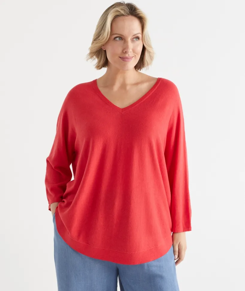 Sussan Knitwear|Tops>Curved Hem V Neck Jumper