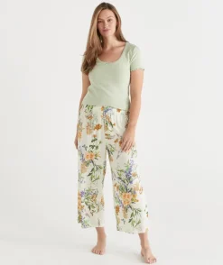 Sussan Pyjama Sets|Pyjama Bottoms>Floral Field Print 3/4 Pyjama Pant