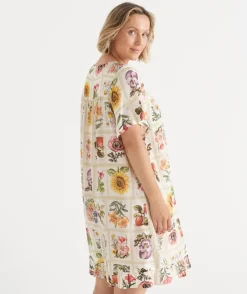 Sussan Nighties><noscript><img width=