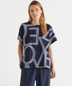 Sussan Tops>Geometric Print Short Sleeve Tee