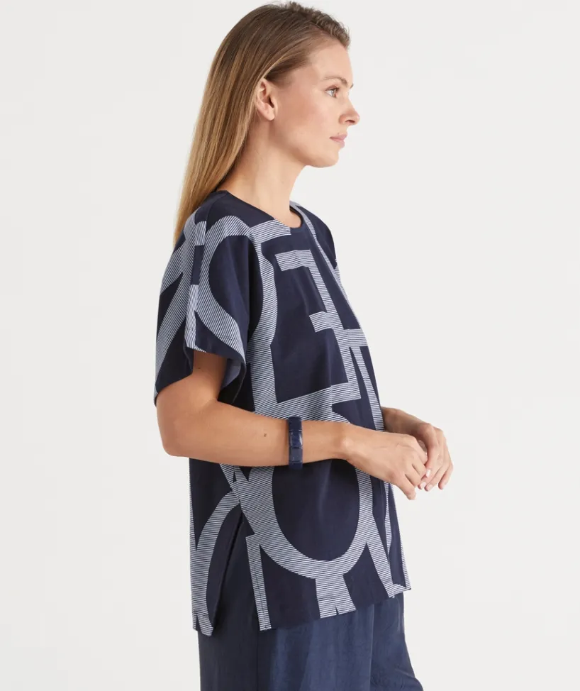 Sussan Tops>Geometric Print Short Sleeve Tee