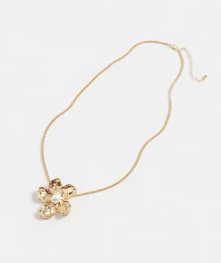 Sussan Jewellery>Flower Pendant Necklace