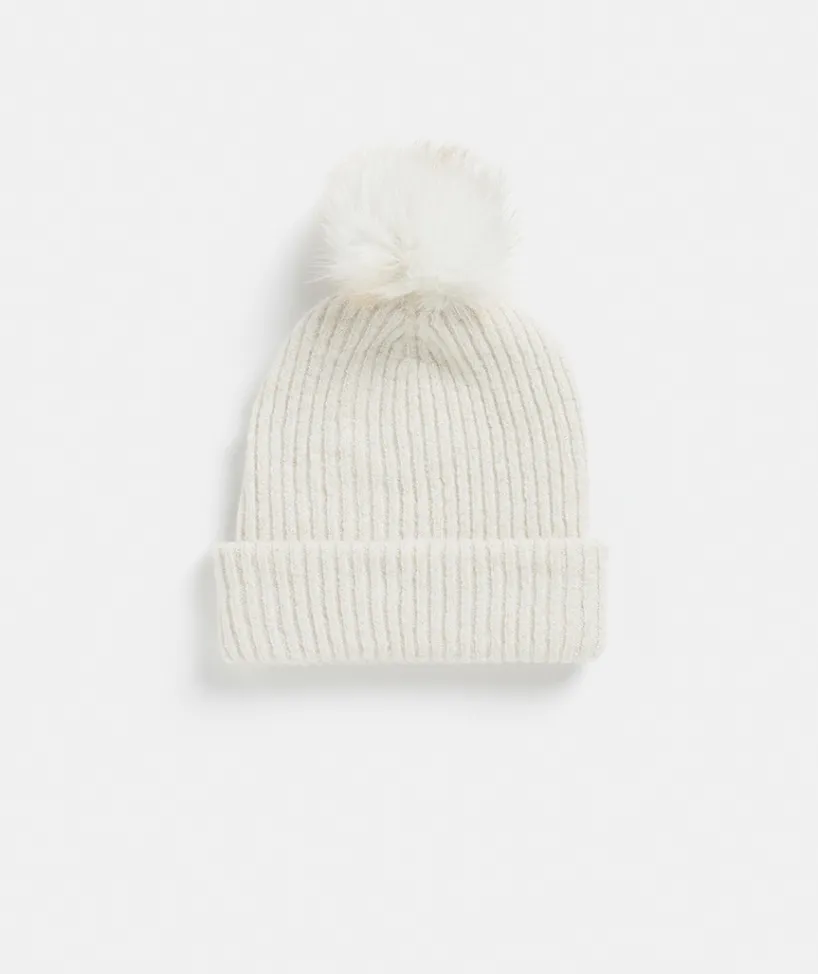 Sussan Knit Accessories|Hats>Knit Pom Pom Beanie