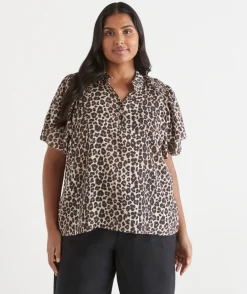 Sussan Tops|Shirts & Blouses>Leopard Print Flutter Sleeve Top