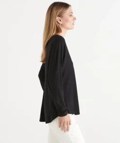 Sussan Tops|T-Shirts><noscript><img width=