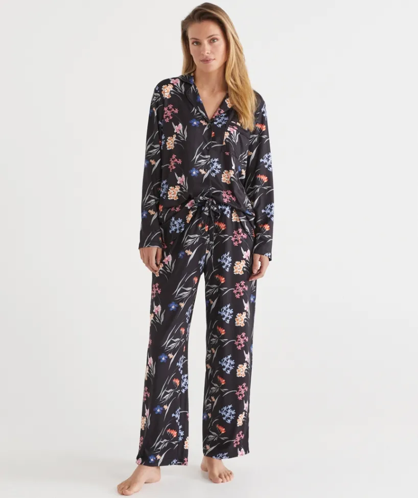 Sussan Pyjama Sets>Long Sleeve Winter Bloom Floral Pyjama Set -