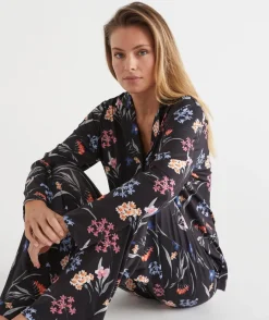 Sussan Pyjama Sets>Long Sleeve Winter Bloom Floral Pyjama Set -