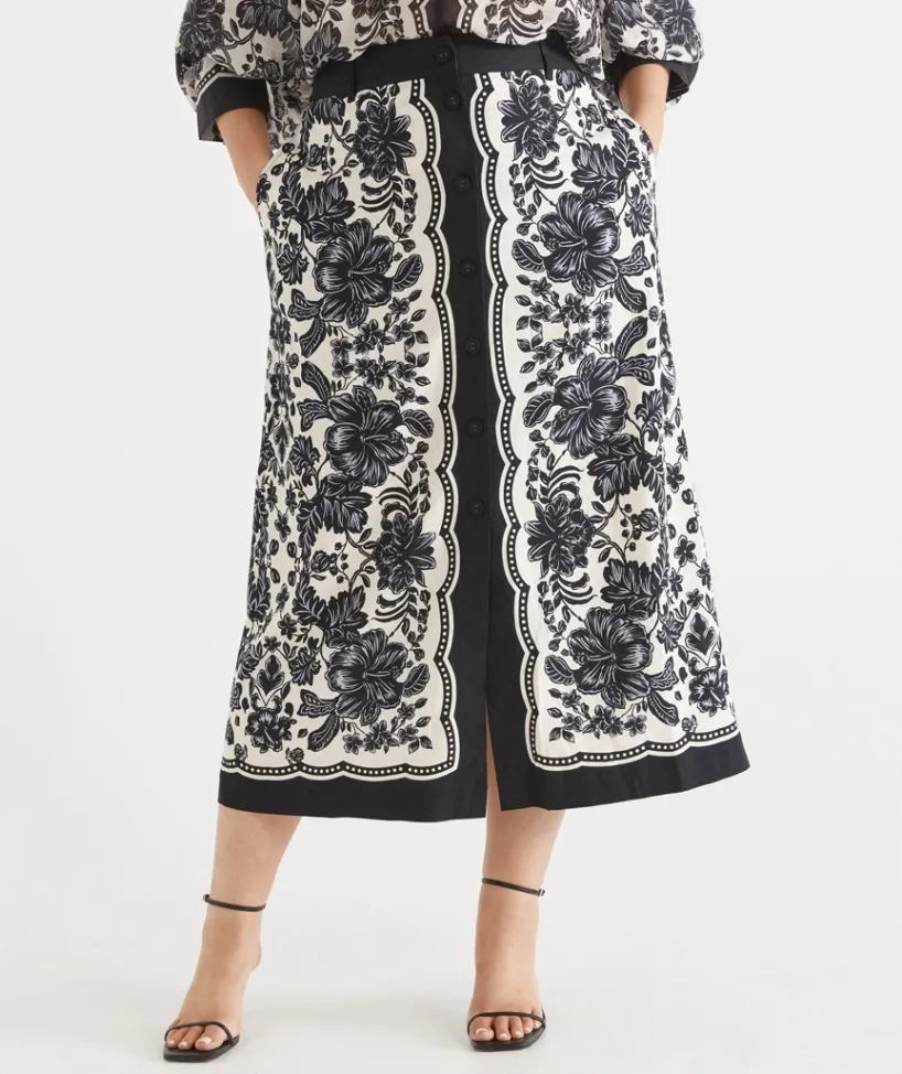 Sussan Matching Sets|Skirts>Noir Bloom Button Midi Skirt