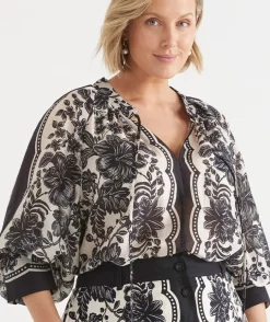 Sussan Tops|Matching Sets><noscript><img width=