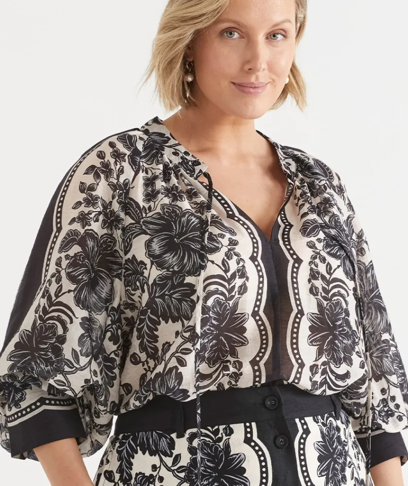 Sussan Tops|Matching Sets>Noir Bloom Long Sleeve Blouse