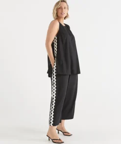 Sussan Pants>Ric Rac Detail Culotte Pant