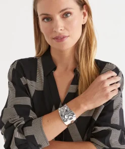 Sussan Jewellery>Hammered Bangle