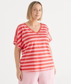 Sussan Tops|T-Shirts><noscript><img width=