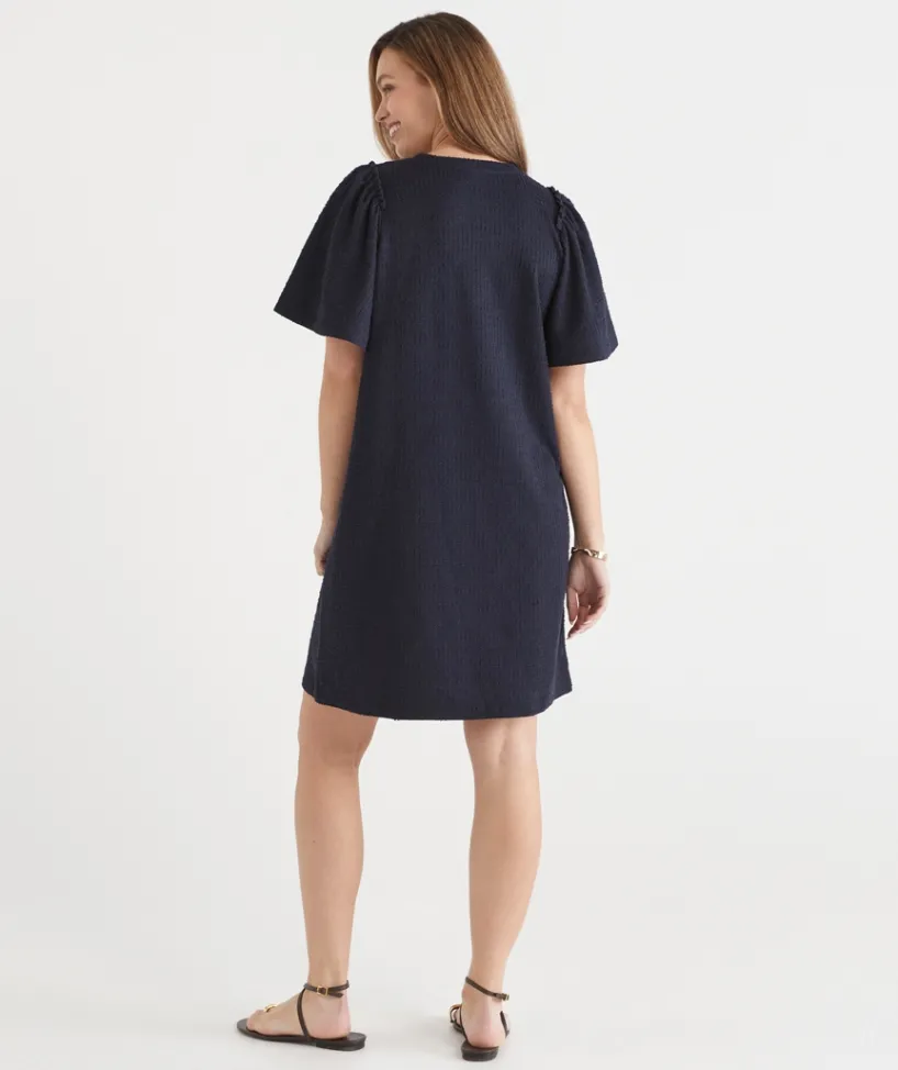 Sussan Dresses>Textured Short Sleeve Flutter Dress