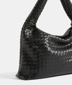 Sussan Bags>Weave Trapeze Shoulder Bag