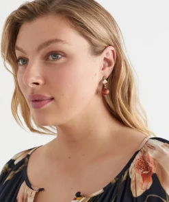 Sussan Jewellery>Wooden Drop Gold Earring